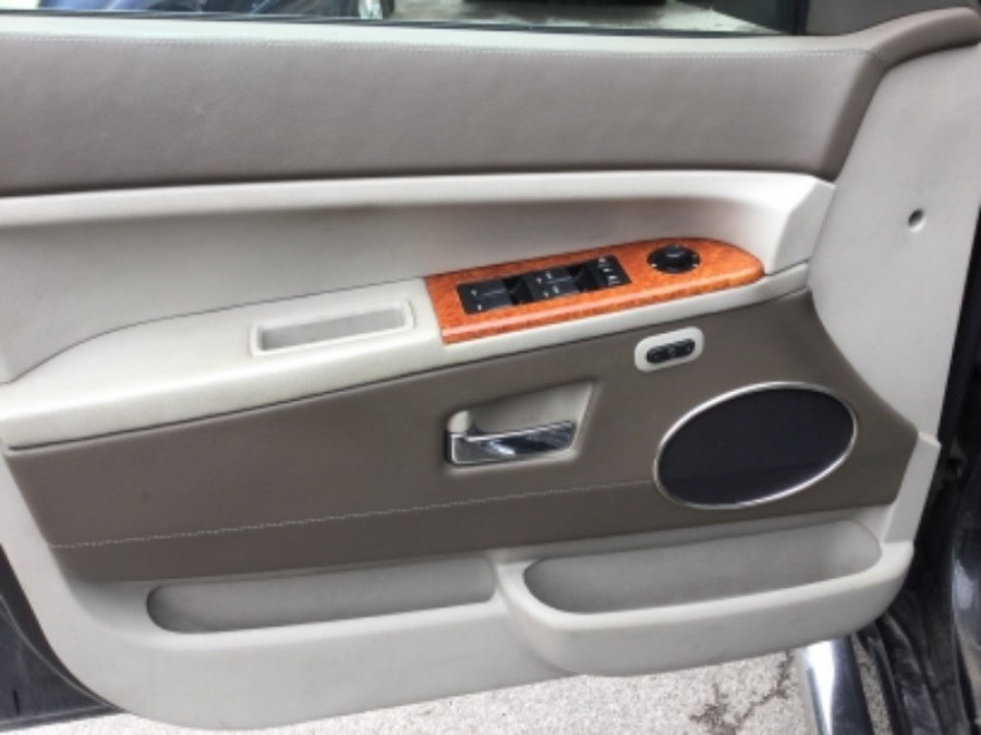 KR83845_ebd7303d96e456e95a06b6e7b4edffa6