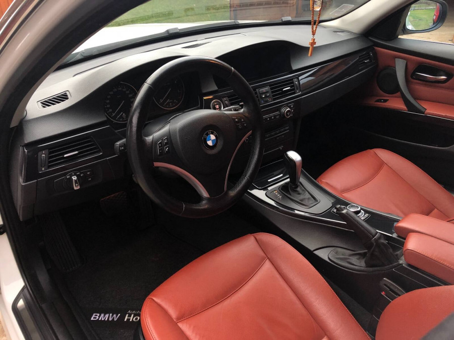 285E9826-6FAF-4221-A860-C55344F6752B