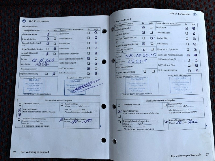 a04e428e_service_book