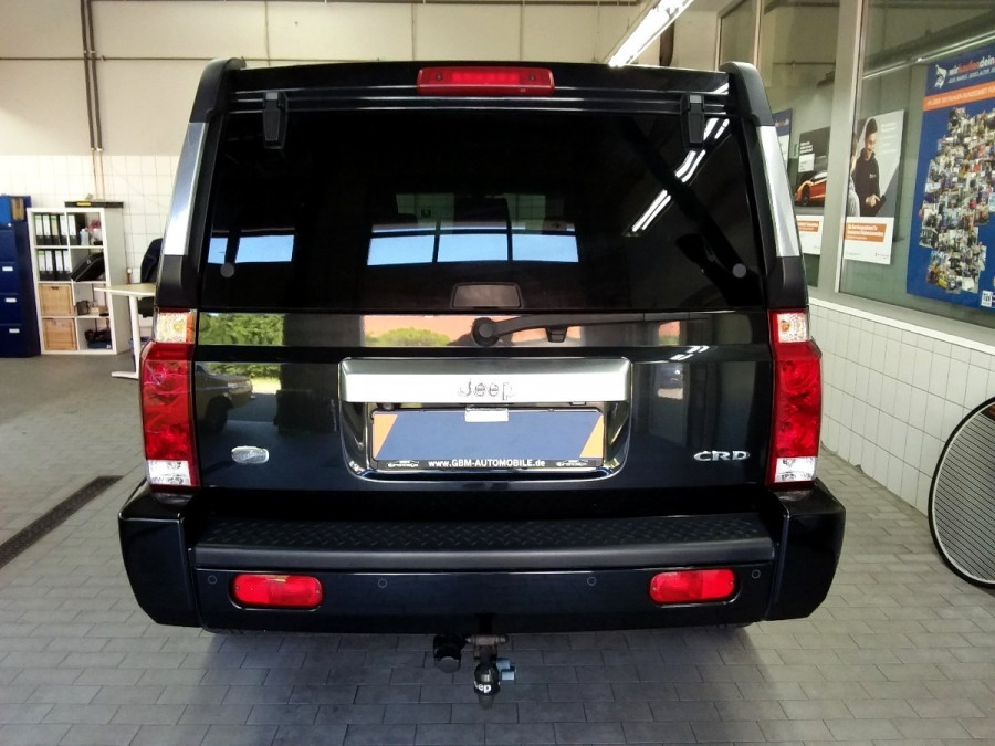 max-UY57796_abb0e7bd209c48157f93532b9ba0b734