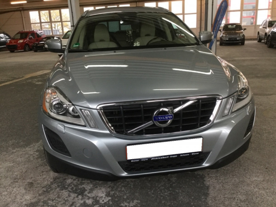 max-AE30420_8c2928ea68923365161fe257a568ca5d