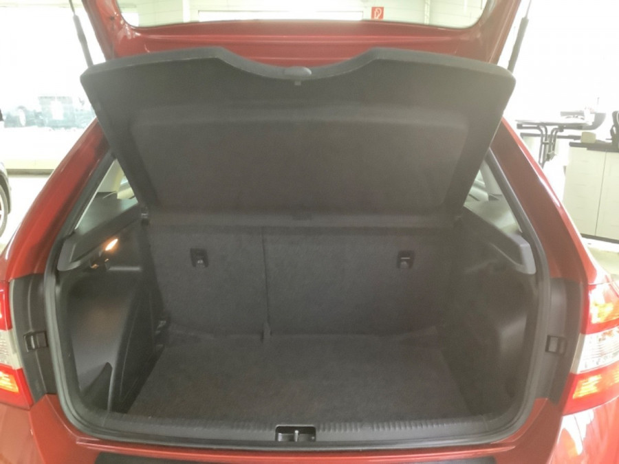 max-NT95762_c5a9d4a03126d0f2ae86d0e1968ba7d5