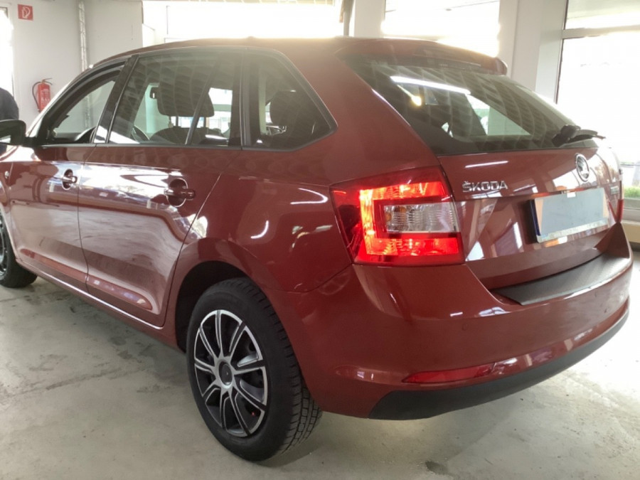 max-NT95762_e75116030df2fbc859a32f1a030e656b