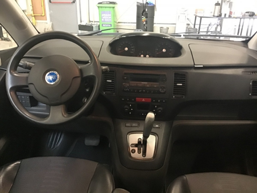 max-YJ66536_5c60f60f7437b1f7ece0ce8e63d35877