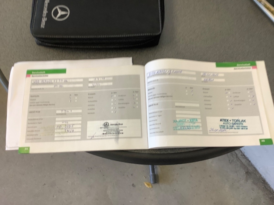 max-FL52127_f0a9e3bd74f8717a097000e4b395075f