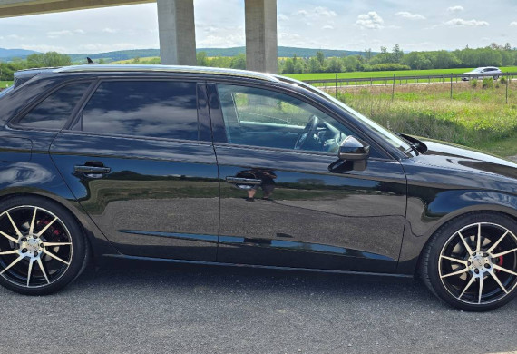 Audi A3 Sportback 1.6 TDI Attraction 2015 AUTOMAT