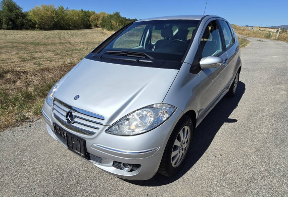 Mercedes Benz A 170 Elegance 2005 + ťažné AUTOMAT