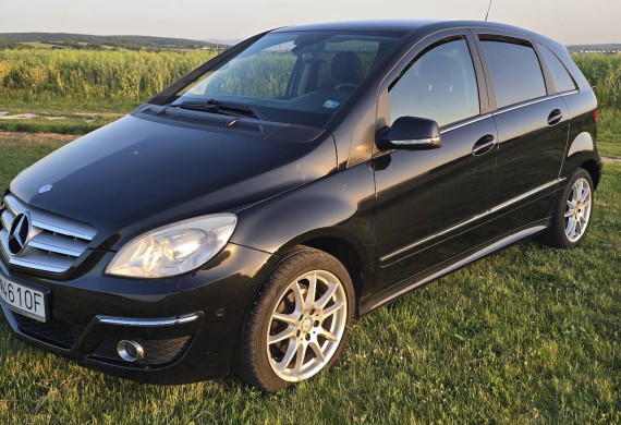 Mercedes Benz B 180 2009 AUTOMAT