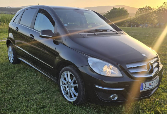 Mercedes Benz B 180 2009 AUTOMAT