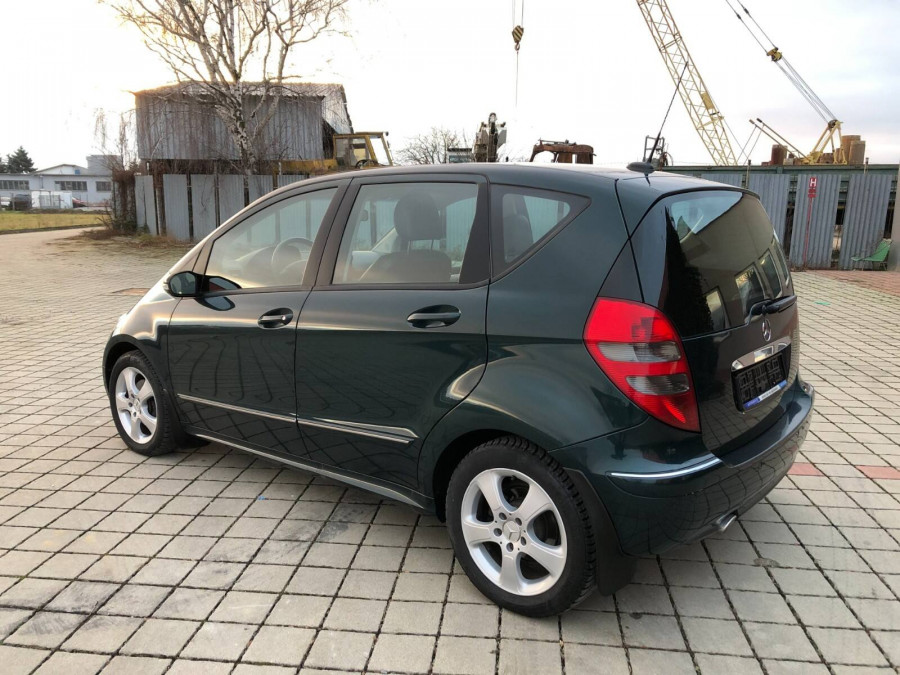 Mercedes Benz A 180CDI Automat AVANTGARDE + parkovacie senzory