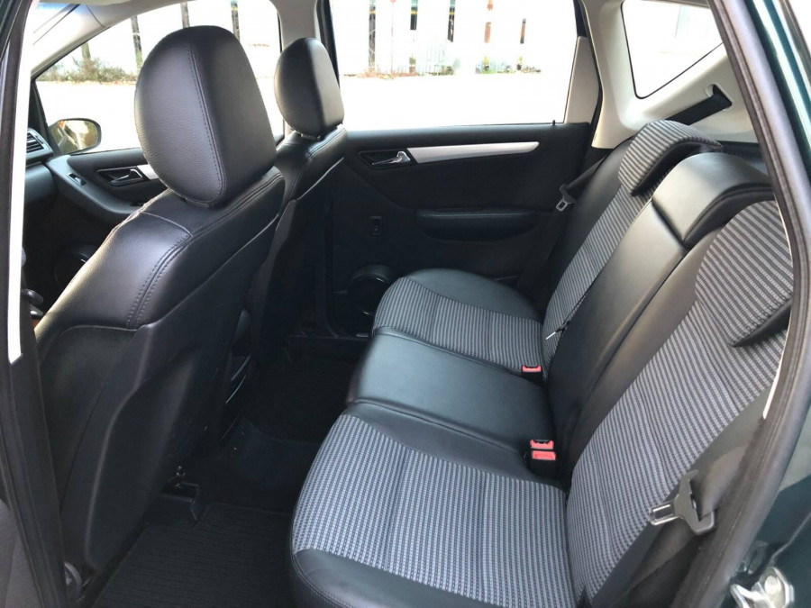 Mercedes Benz A 180CDI Automat AVANTGARDE + parkovacie senzory