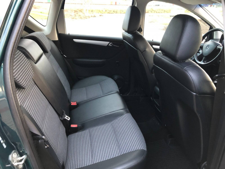 Mercedes Benz A 180CDI Automat AVANTGARDE + parkovacie senzory