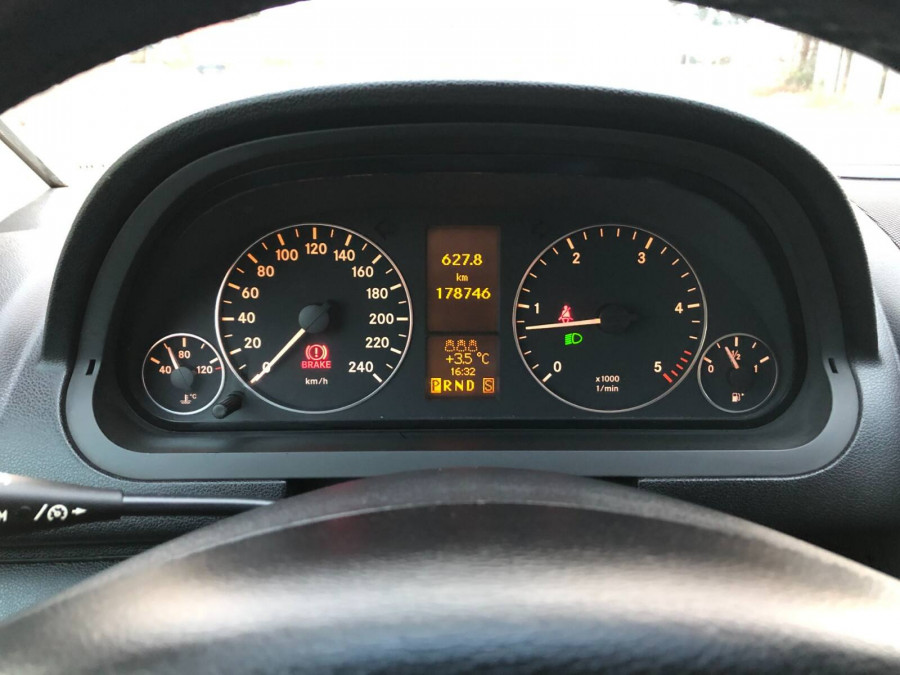 Mercedes Benz A 180CDI Automat AVANTGARDE + parkovacie senzory