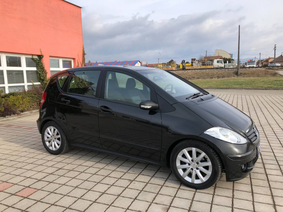 Mercedes Benz A 170 Automat CLASSIC + sezónne prezutie