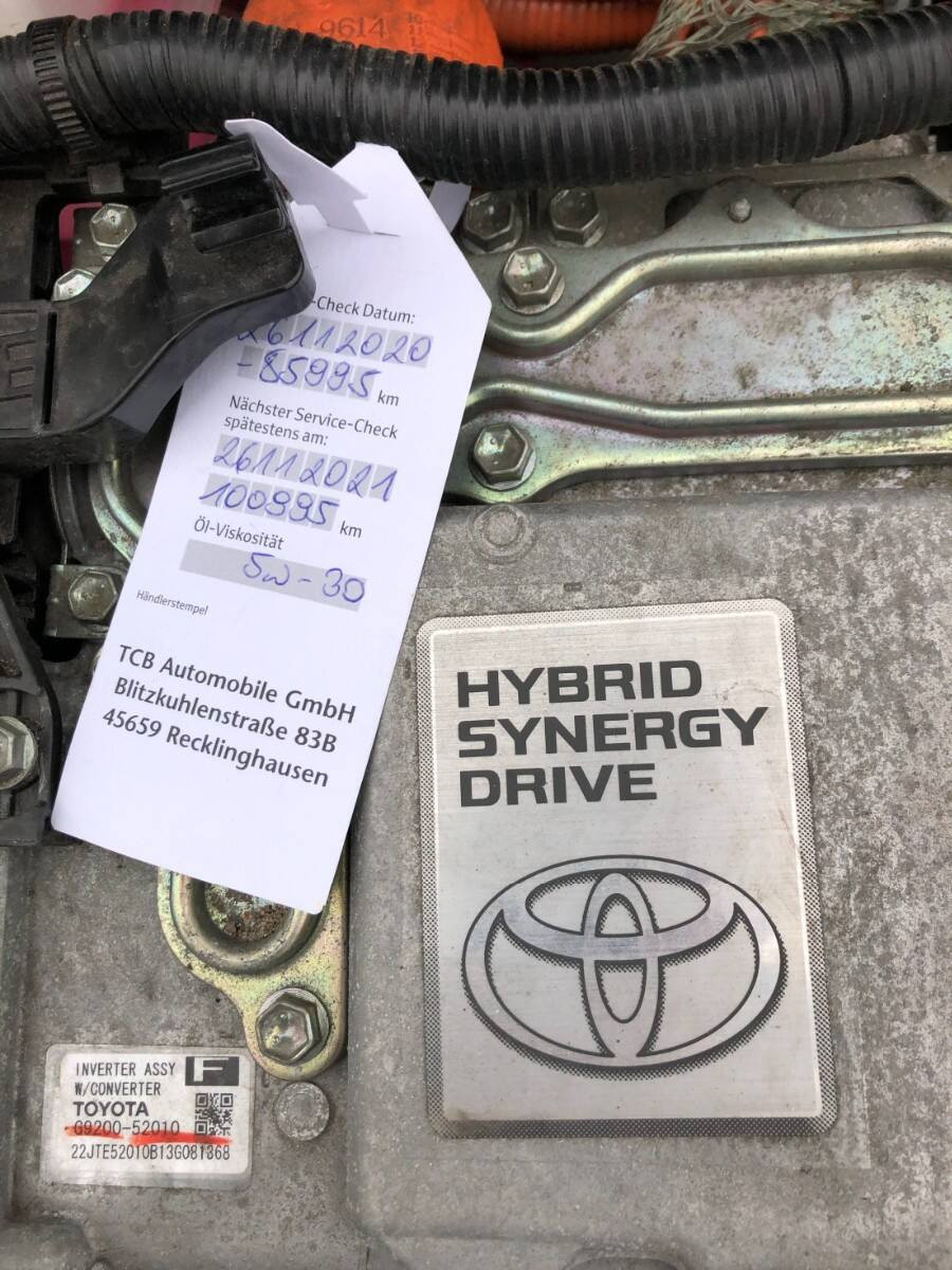 Toyota Yaris 1.5 Automat HYBRID LIFE 2013 + sezónne prezutie