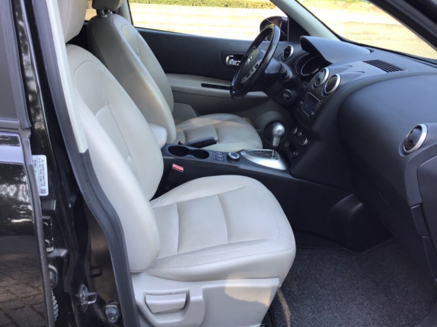 Nissan Qashqai 2.0 Automat • Tekna• 4x4 • 1.majiteľ