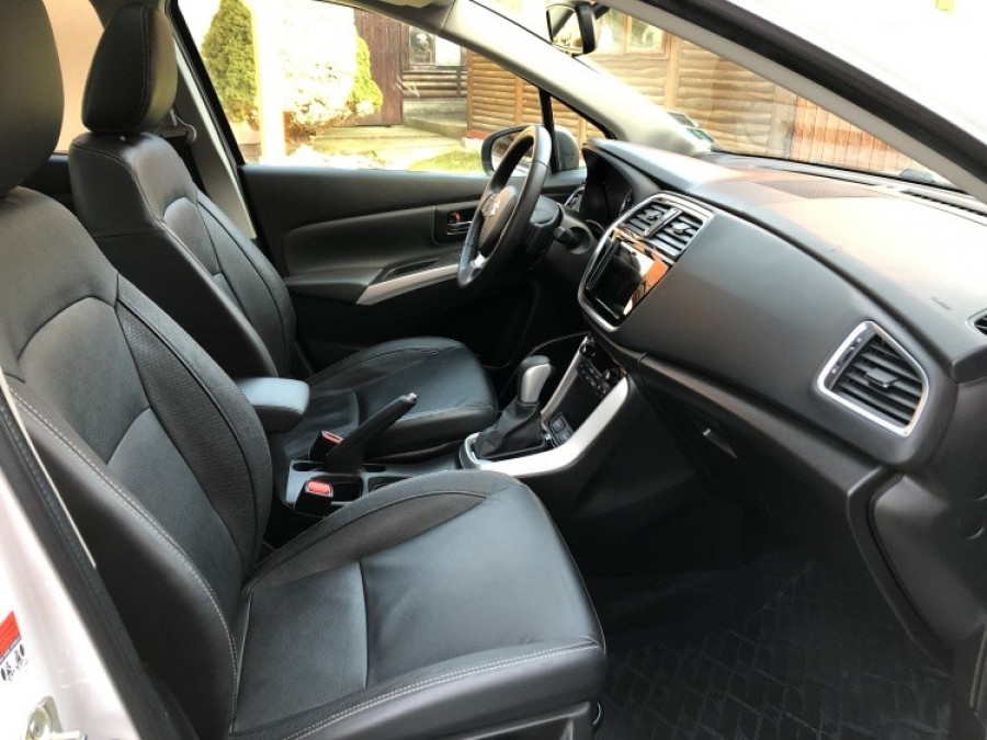 Suzuki SX4 S-Cross 1.6DDiS Automat • 4x4 AllGrip • KEYLESS • NAVI → Sezónne prezutie