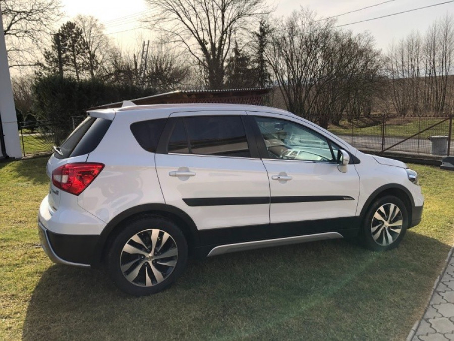 Suzuki SX4 S-Cross 1.6DDiS Automat • 4x4 AllGrip • KEYLESS • NAVI → Sezónne prezutie