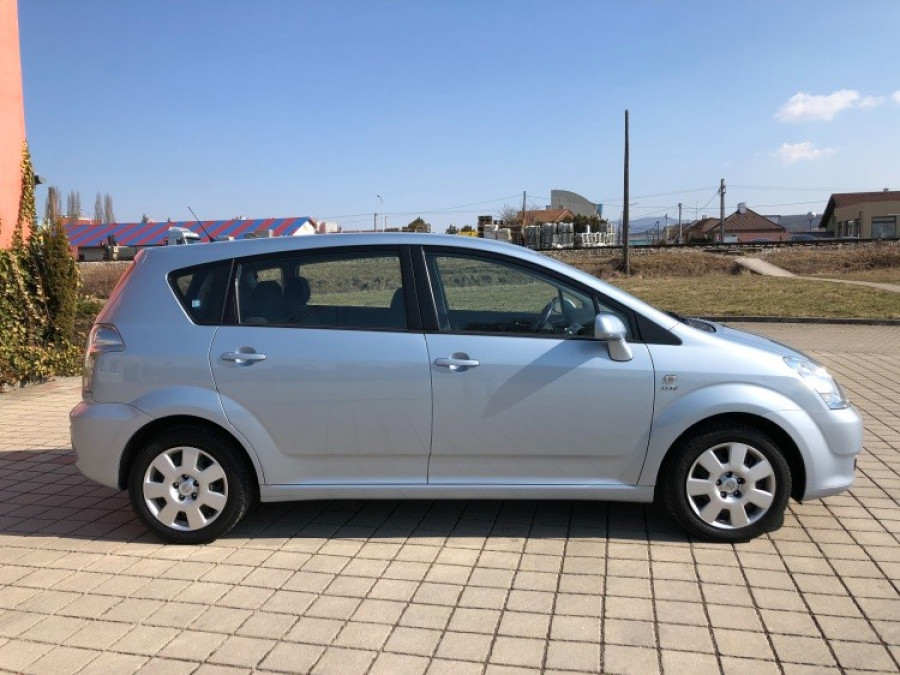 Toyota Corolla Verso 1.8VVT-i Automat • SOL•  1.majiteľ → 7-miest → sezónne prezutie