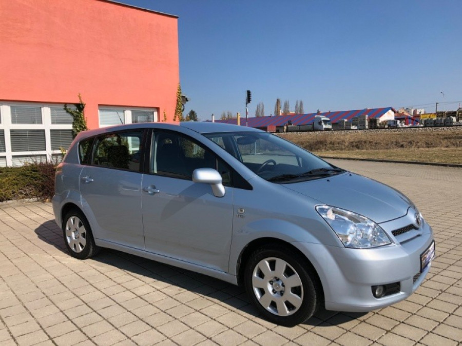 Toyota Corolla Verso 1.8VVT-i Automat • SOL•  1.majiteľ → 7-miest → sezónne prezutie