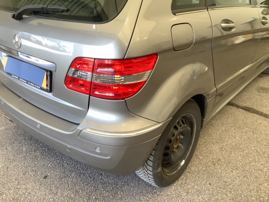 Mercedes Benz B 200 Automat • CLASSIC•  PDC senzory → sezónne prezutie