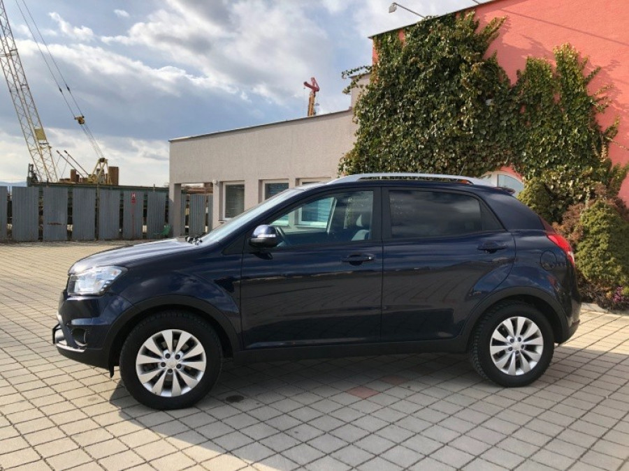 Ssangyong Korando 2.2TD Automat 4x4 • QUARTZ• Ťažné ► Navi 