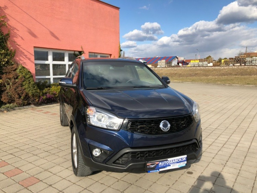 Ssangyong Korando 2.2TD Automat 4x4 • QUARTZ• Ťažné ► Navi 