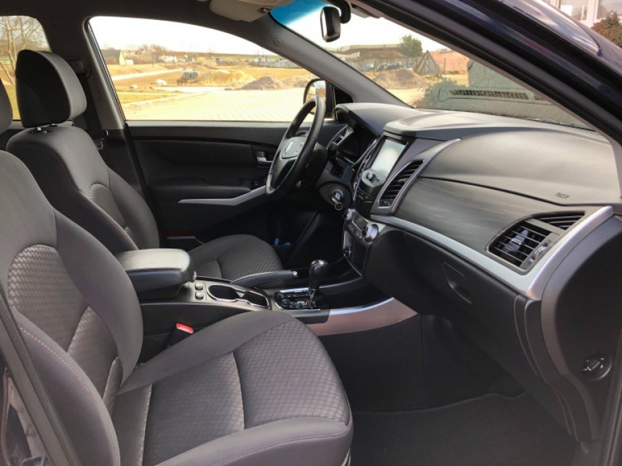 Ssangyong Korando 2.2TD Automat 4x4 • QUARTZ• Ťažné ► Navi 