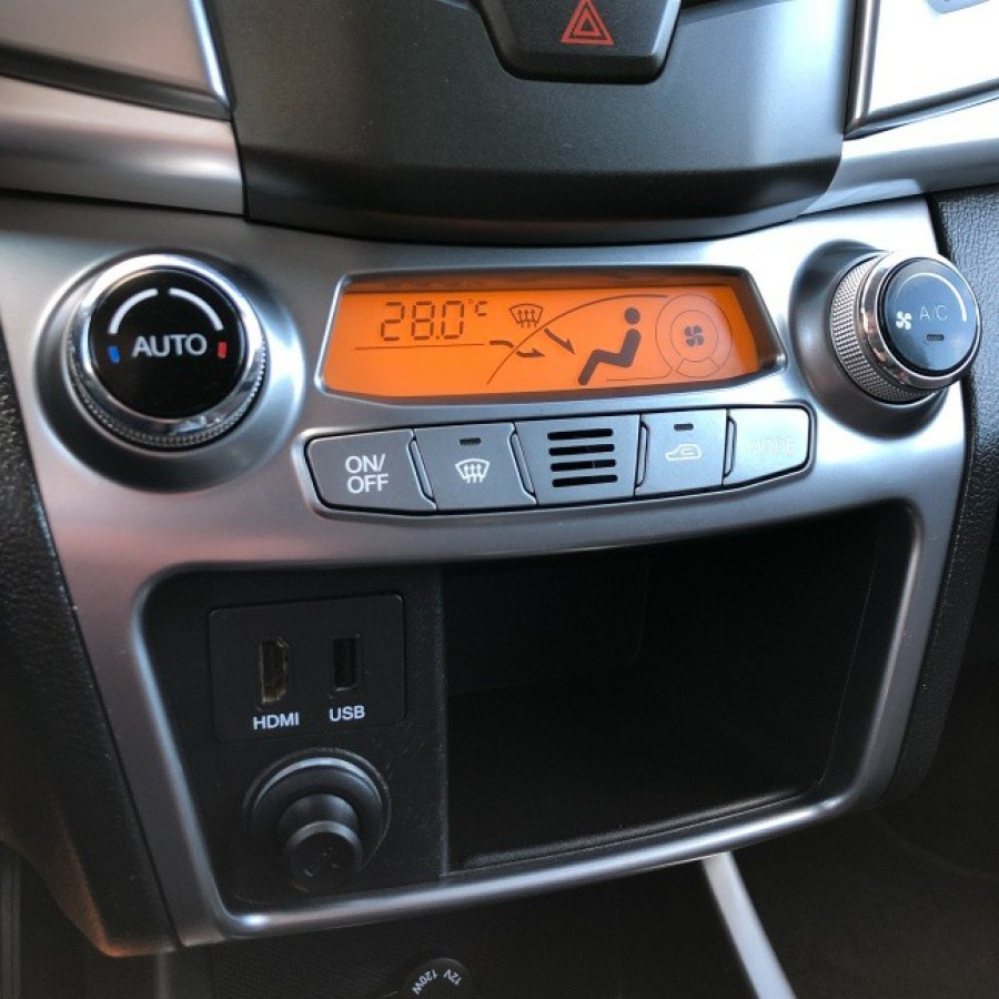 Ssangyong Korando 2.2TD Automat 4x4 • QUARTZ• Ťažné ► Navi 