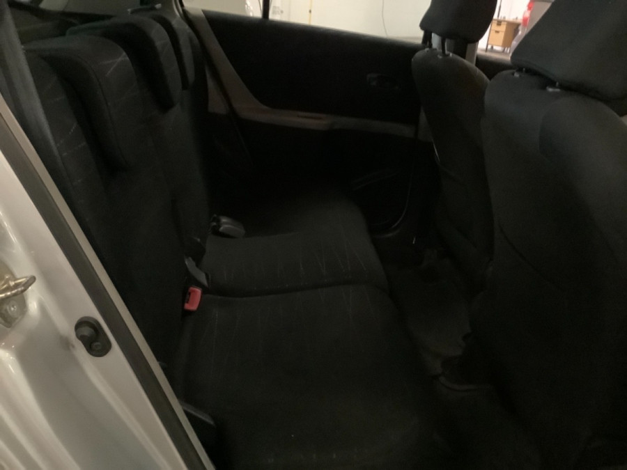 Toyota Yaris 1.3 VVT-i Automat SOL → parkovacie senzory