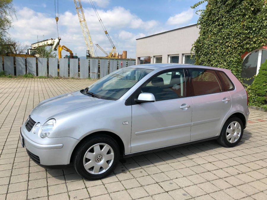 Volkswagen Polo 1.4 16V Automat •COMFORTLINE• → sezónne prezutie