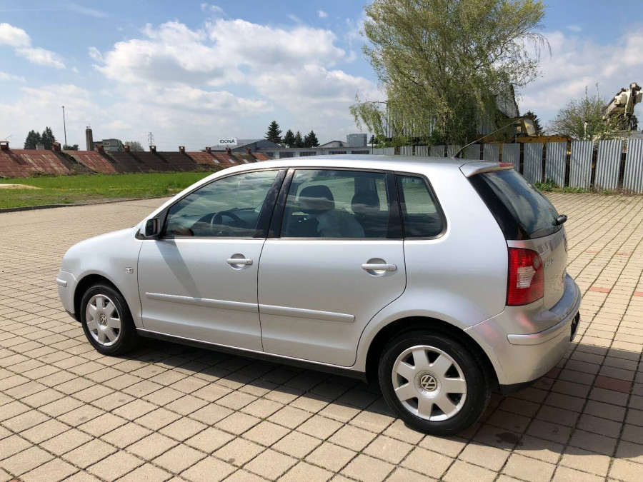 Volkswagen Polo 1.4 16V Automat •COMFORTLINE• → sezónne prezutie
