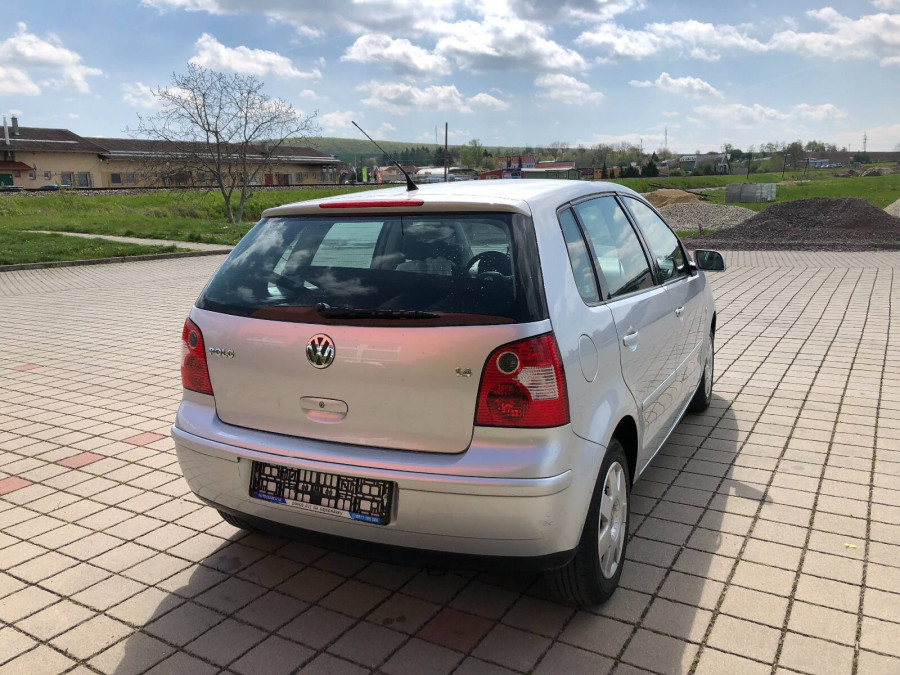 Volkswagen Polo 1.4 16V Automat •COMFORTLINE• → sezónne prezutie