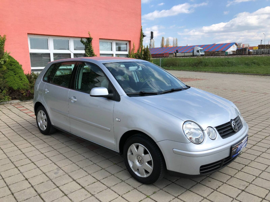 Volkswagen Polo 1.4 16V Automat •COMFORTLINE• → sezónne prezutie