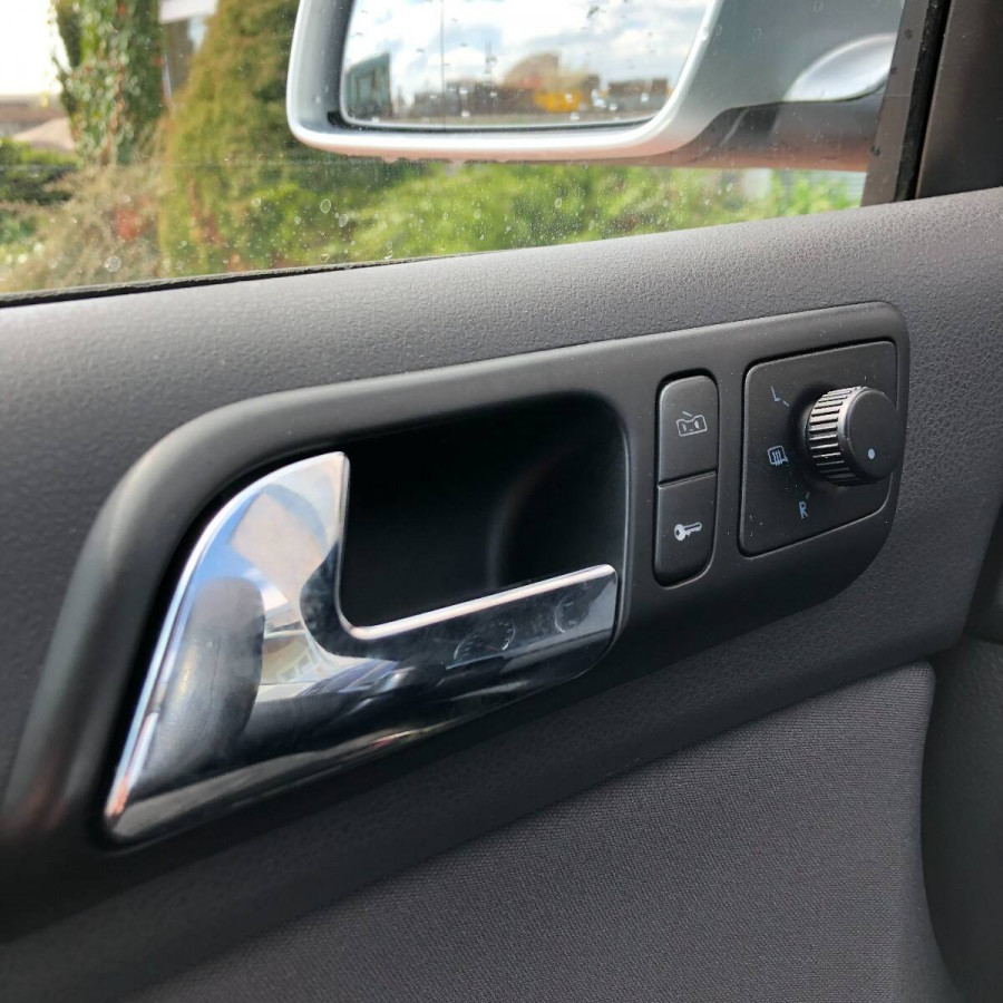 Volkswagen Polo 1.4 16V Automat •COMFORTLINE• → sezónne prezutie