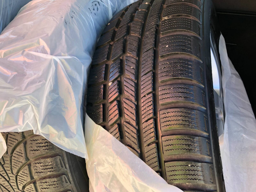 Mercedes Benz B 200 Automat •STANDARD•  Navigácia → sezónne prezutie