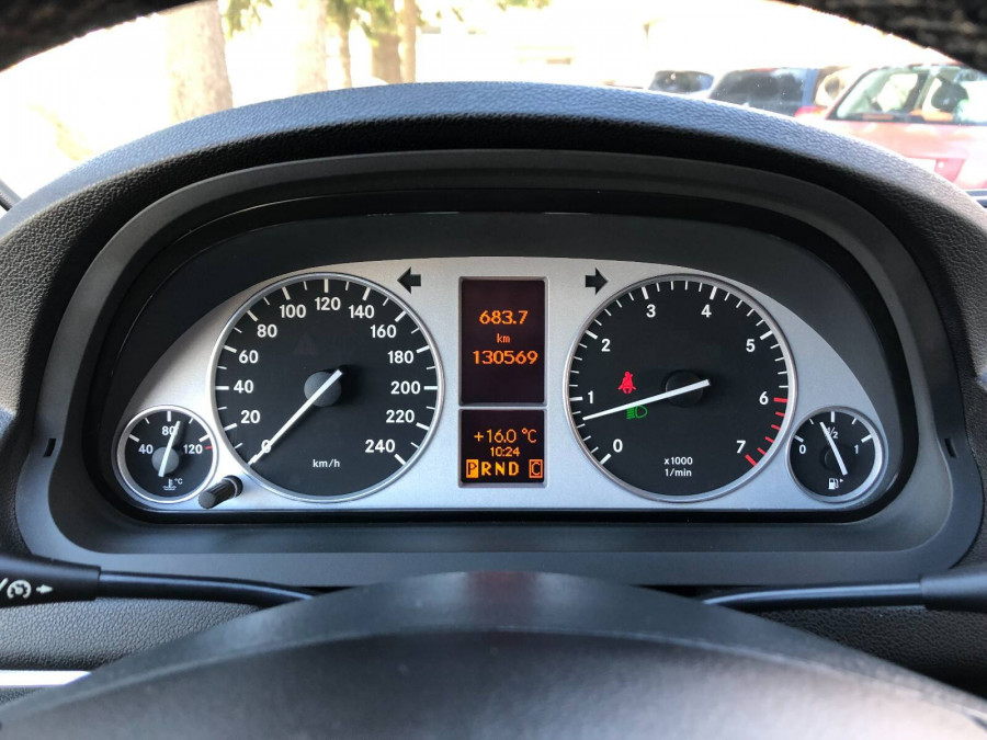 Mercedes Benz B 200 Automat •STANDARD•  Navigácia → sezónne prezutie