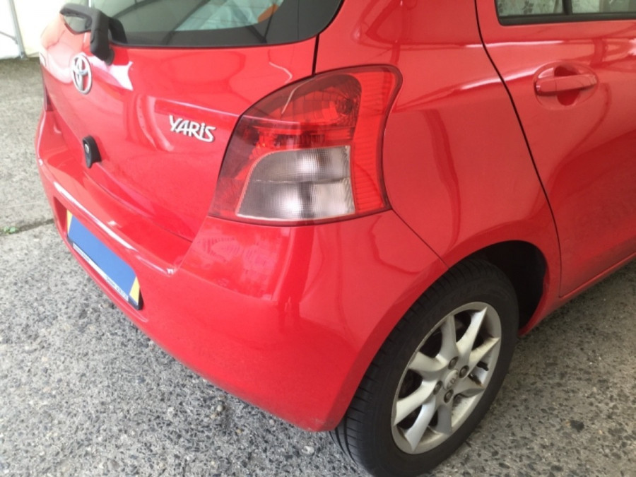 Toyota Yaris 1.3 VVT-i Automat • SOL•  sezónne prezutie 