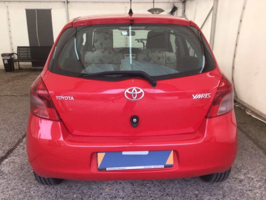 Toyota Yaris 1.3 VVT-i Automat • SOL•  sezónne prezutie 