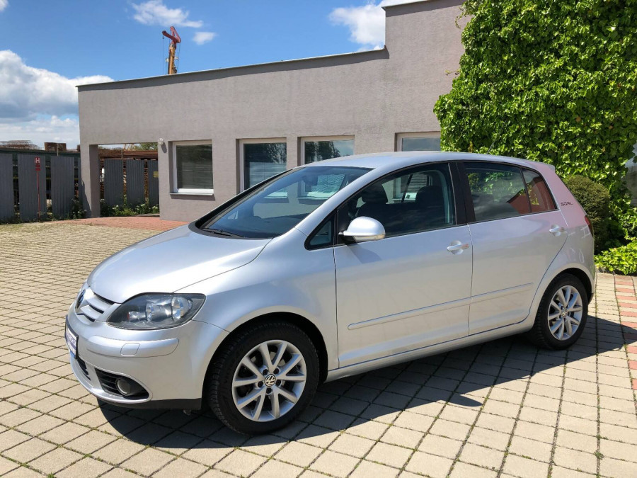 Volkswagen Golf Plus 1.6 Automat •GOAL• ŤAŽNÉ → cúvacie senzory