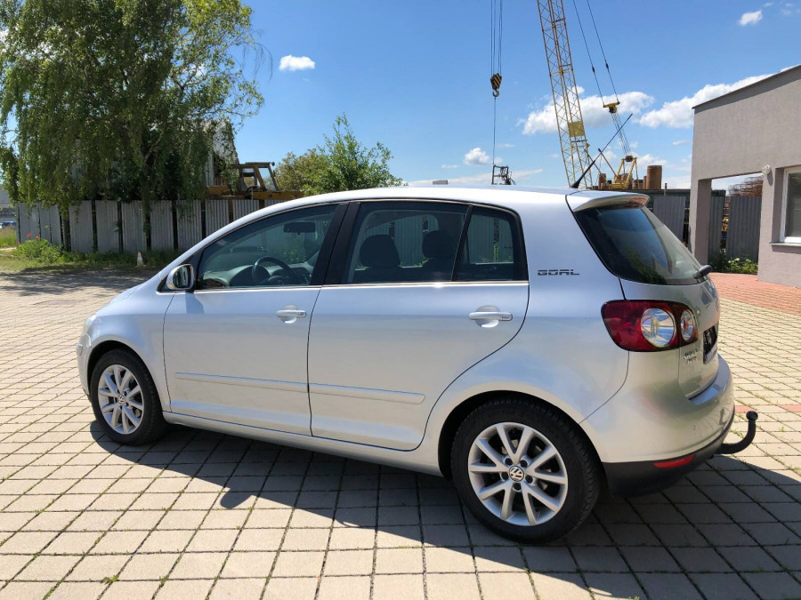 Volkswagen Golf Plus 1.6 Automat •GOAL• ŤAŽNÉ → cúvacie senzory