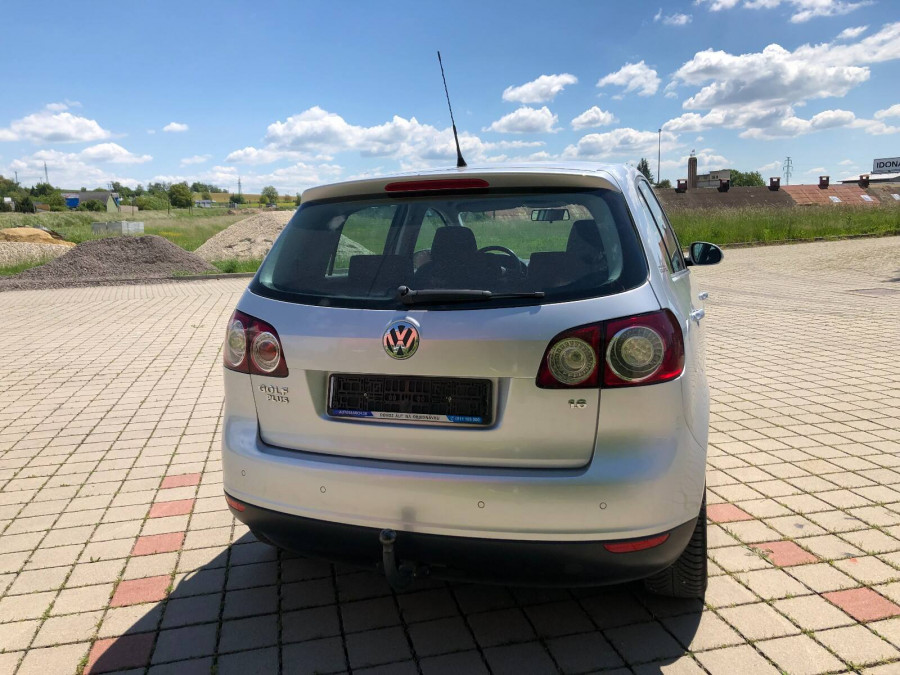 Volkswagen Golf Plus 1.6 Automat •GOAL• ŤAŽNÉ → cúvacie senzory
