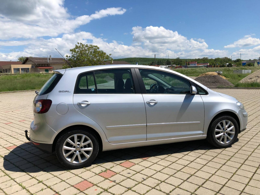 Volkswagen Golf Plus 1.6 Automat •GOAL• ŤAŽNÉ → cúvacie senzory