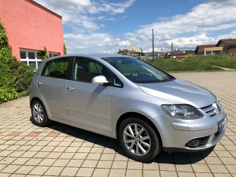 Volkswagen Golf Plus 1.6 Automat •GOAL• ŤAŽNÉ → cúvacie senzory