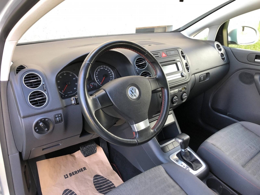 Volkswagen Golf Plus 1.6 Automat •GOAL• ŤAŽNÉ → cúvacie senzory