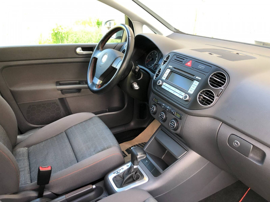 Volkswagen Golf Plus 1.6 Automat •GOAL• ŤAŽNÉ → cúvacie senzory