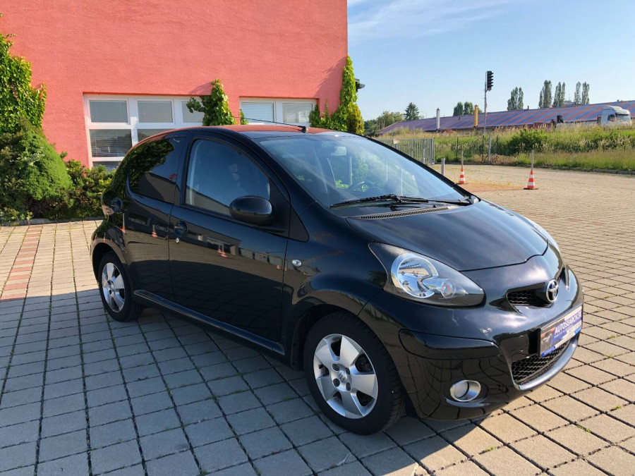 Toyota Aygo 1.0 Automat •EDITION• 1.majiteľ + Navigácia