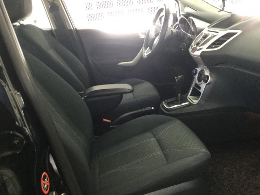 Ford Fiesta 1.4 Automat •TITANIUM• 2011 → sezónne prezutie