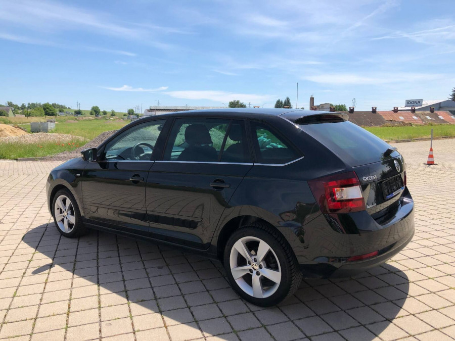 Škoda Rapid Spaceback 1.0TSi DSG Ambition KESSY Panoráma 2018 1.majiteľ 