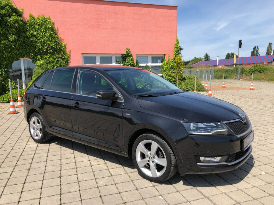 Škoda Rapid Spaceback 1.0TSi DSG Ambition KESSY Panoráma 2018 1.majiteľ 